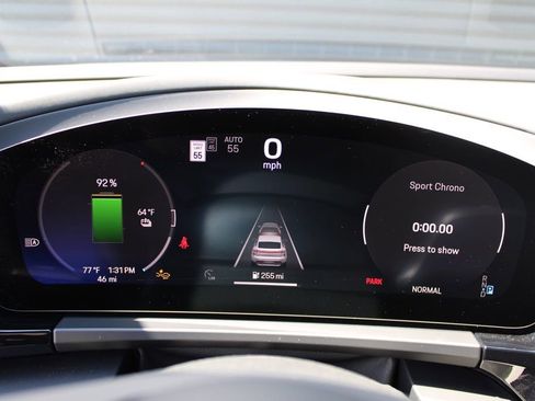 New 2024 Porsche Macan 4 Electric image 20