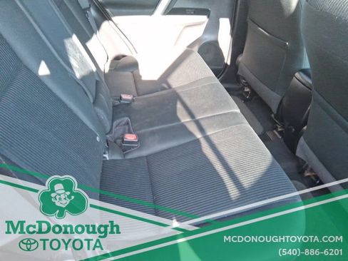 Used 2016 Toyota RAV4 LE image 8