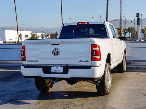 Used 2024 RAM 2500 Laramie AWD/4WD image 9