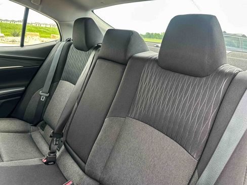 Used 2025 Toyota Camry LE image 19