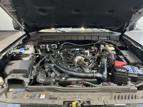 Used 2024 Ford Bronco Outer Banks AWD/4WD image 41
