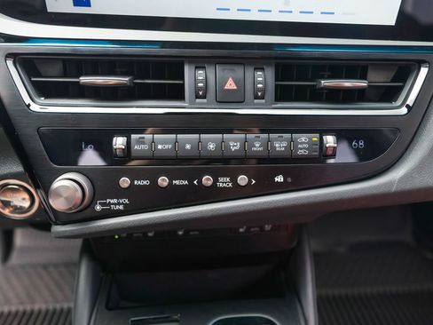 Used 2025 Lexus ES 350 F Sport FWD image 30