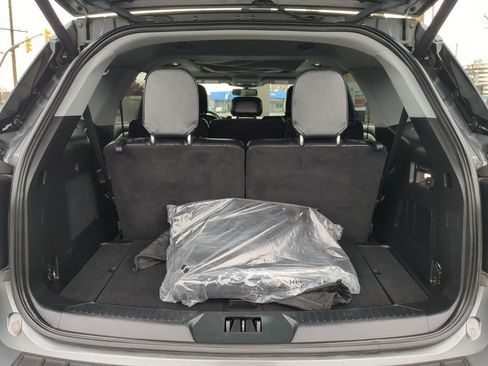 Used 2021 Ford Explorer Limited w/ Hybrid Equipment Group 310A image 31