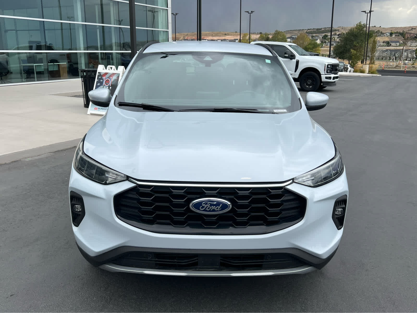 Used 2025 Ford Escape ST-Line Select AWD/4WD image 3