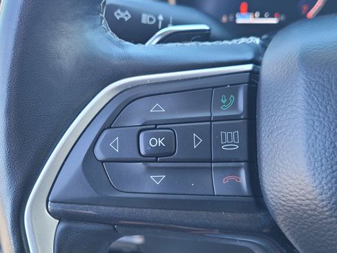 Used 2021 Jeep Grand Cherokee L Laredo w/ Luxury Tech Group I image 24