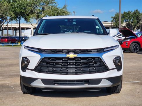 Used 2023 Chevrolet Blazer LT w/ Convenience Package image 2