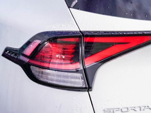 Used 2023 Kia Sportage EX image 12