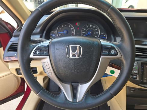 Used 2010 Honda Crosstour EX-L image 10
