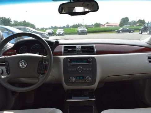Used 2007 Buick Lucerne CXL FWD image 31