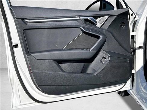 Used 2022 Audi A3 2.0T Premium image 18