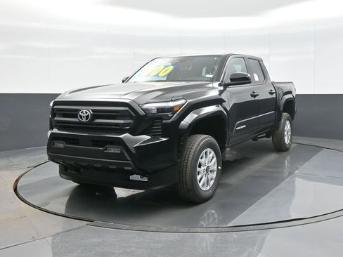 New 2026 Toyota Tacoma SR5 image 3