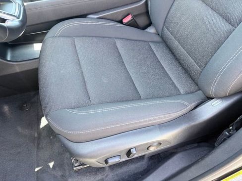 Used 2024 Chevrolet Traverse LT AWD/4WD image 12