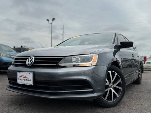 Used 2016 Volkswagen Jetta SE FWD image 11