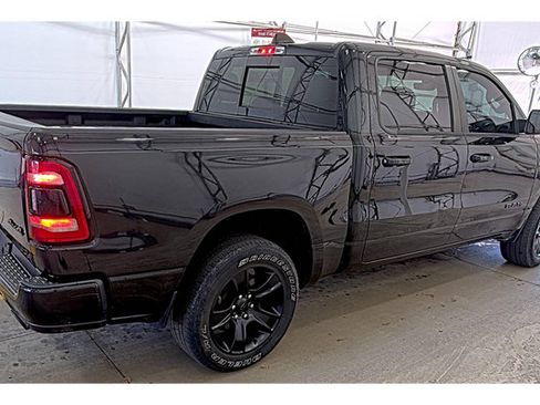 Used 2023 RAM 1500 Big Horn AWD/4WD image 3