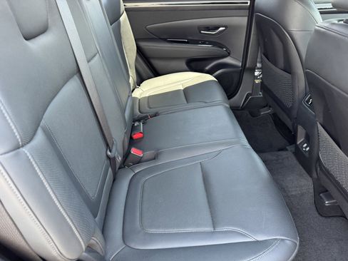 Used 2022 Hyundai Tucson Limited FWD image 9