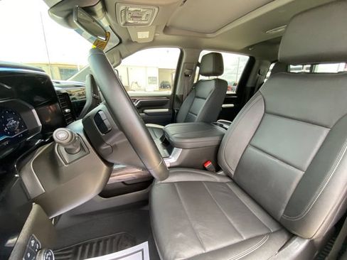 Used 2025 Chevrolet Silverado 2500 LTZ w/ Trail Boss Package AWD/4WD image 12