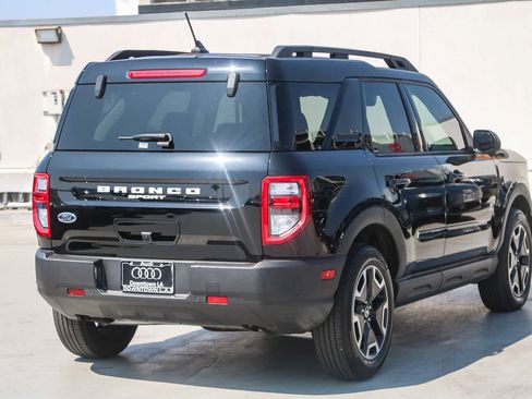 Used 2022 Ford Bronco Sport Outer Banks image 9