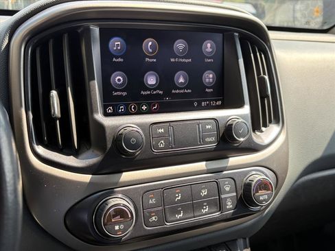 Used 2022 Chevrolet Colorado Z71 image 9