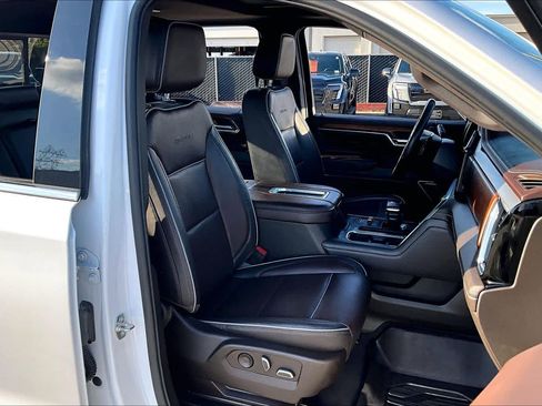 Used 2022 GMC Sierra 1500 Denali w/ Technology Package image 9