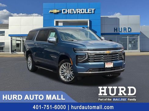 New 2026 Chevrolet Suburban Premier w/ Sun And Tow Package AWD/4WD image 1