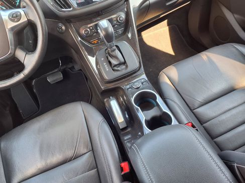 Used 2016 Ford Escape Titanium w/ Equipment Group 301A AWD/4WD image 9