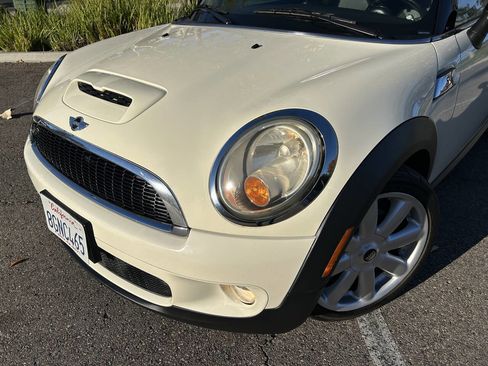 Used 2009 MINI Cooper S w/ Premium Pkg image 6