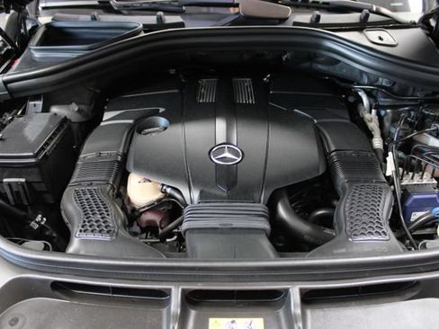 Used 2018 Mercedes-Benz GLS 450 4MATIC image 29