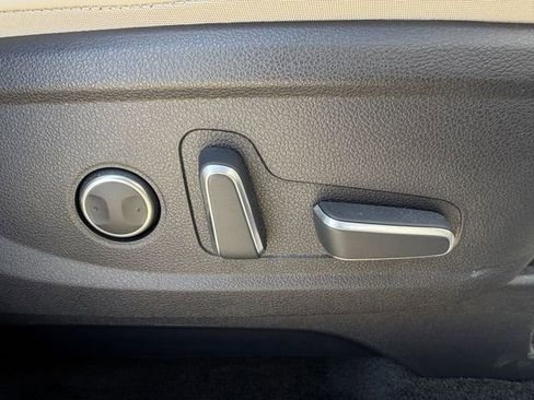 Used 2025 Hyundai Palisade Calligraphy image 30