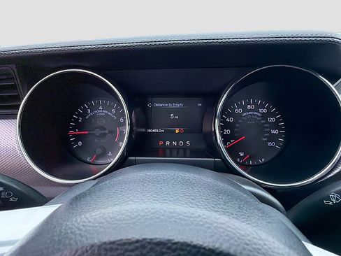 Used 2015 Ford Mustang Coupe image 33