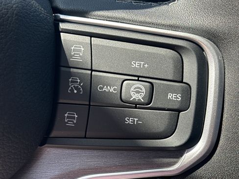 New 2026 Jeep Grand Wagoneer Limited AWD/4WD image 24