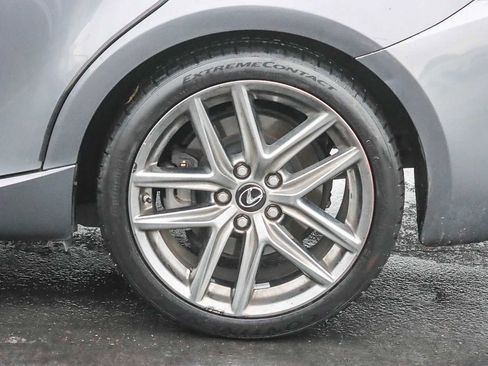 Used 2017 Lexus IS 200t image 10