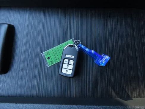 Certified 2022 Honda Pilot Sport image 27