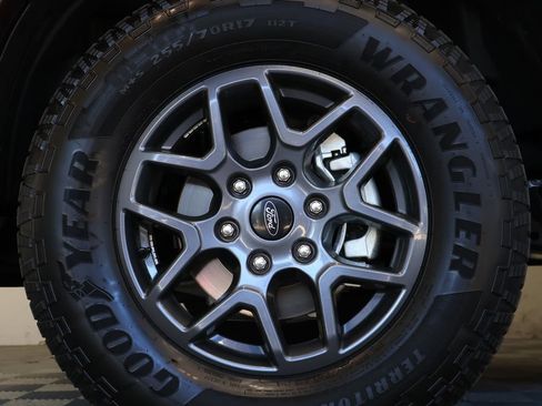 Used 2025 Ford Ranger XLT w/ Convenience Package RWD image 8