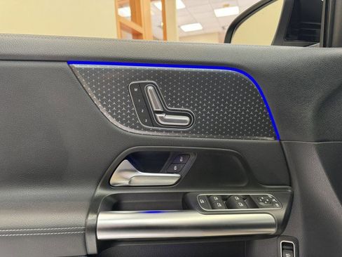 Certified 2025 Mercedes-Benz GLA 250 image 21