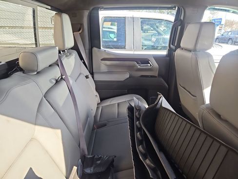 Used 2023 GMC Sierra 1500 SLT w/ SLT Premium Plus Package image 10