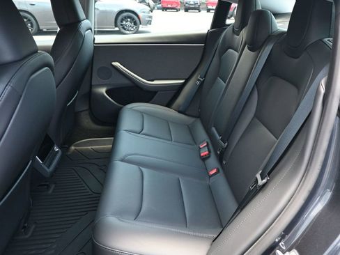 Used 2025 Tesla Model 3 Long Range RWD image 14