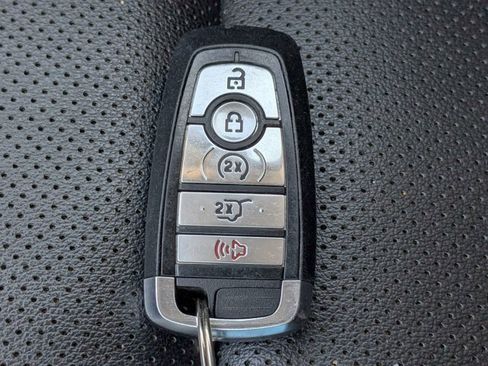 Used 2022 Ford Escape SEL w/ Technology Package image 35