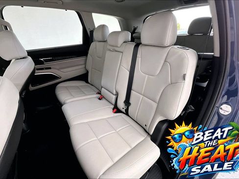 Used 2025 Kia Telluride EX X-Line AWD/4WD image 32