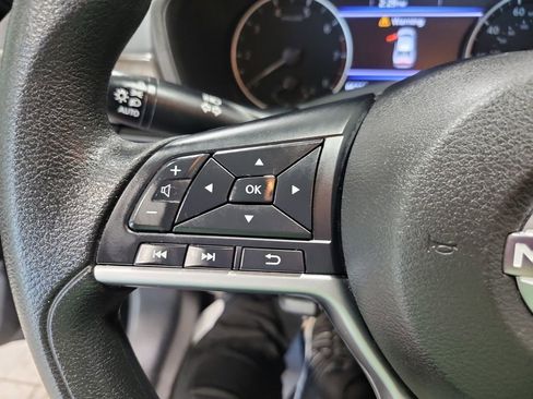 Used 2024 Nissan Altima 2.5 SV image 35