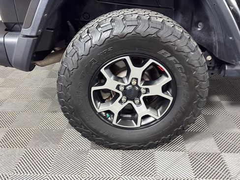 Used 2019 Jeep Wrangler Unlimited Rubicon image 14