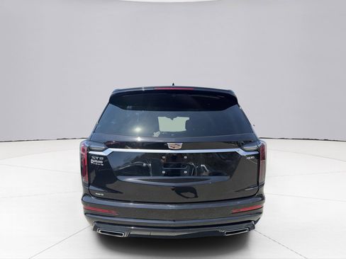 Used 2023 Cadillac XT6 Sport AWD/4WD image 9