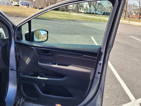 Used 2019 Honda Odyssey EX-L image 18