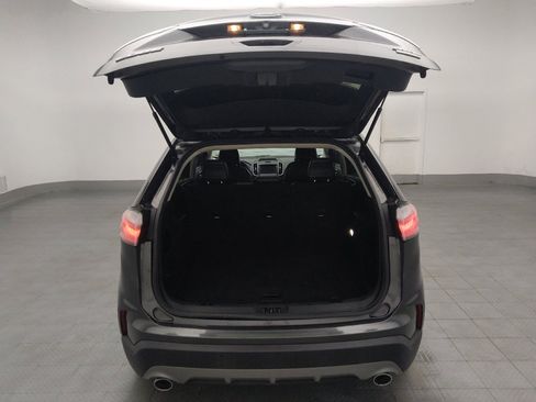 Used 2020 Ford Edge SEL FWD image 29