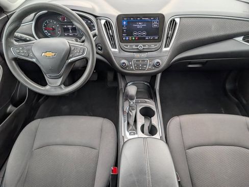 Used 2023 Chevrolet Malibu LT image 5
