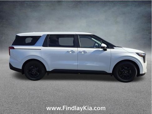 New 2026 Kia Carnival image 3