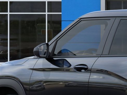New 2025 Chevrolet TrailBlazer LS w/ LS Convenience Package image 12