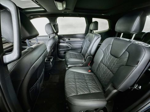 Used 2025 Kia Telluride SX X-Line AWD/4WD image 26
