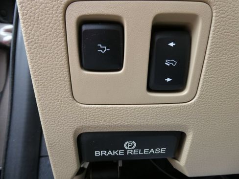 Used 2020 Ford F350 Lariat w/ Lariat Ultimate Package AWD/4WD image 28