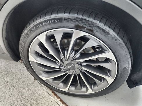 Used 2020 Lincoln Aviator Reserve w/ Equipment Group 202A AWD/4WD image 38