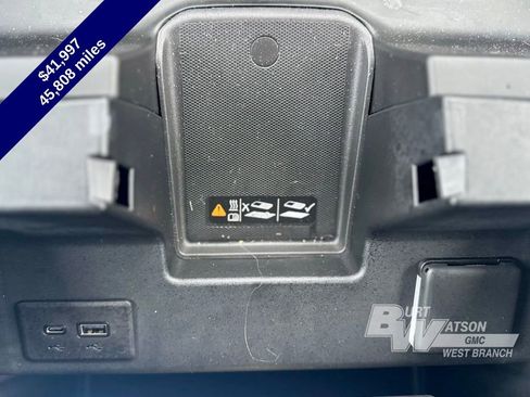 Used 2023 Chevrolet Silverado 1500 LTZ w/ Z71 Off-Road Package image 23